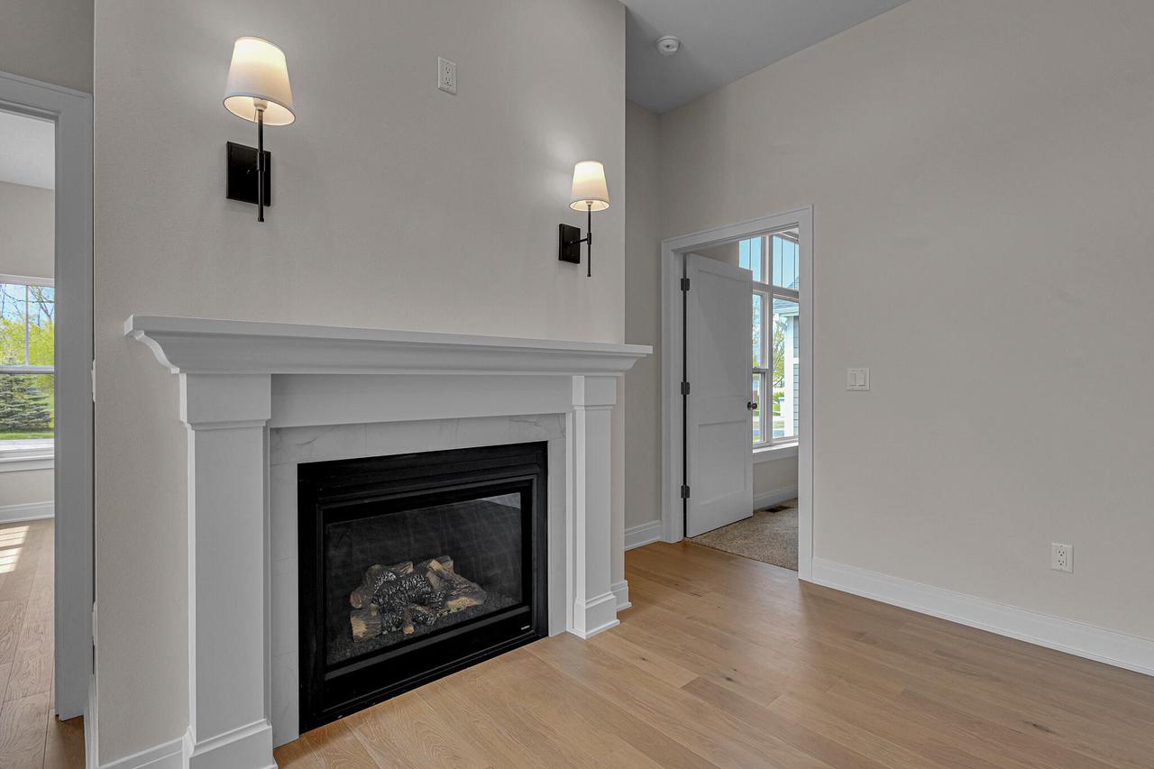 2990 N 186th STREET 5