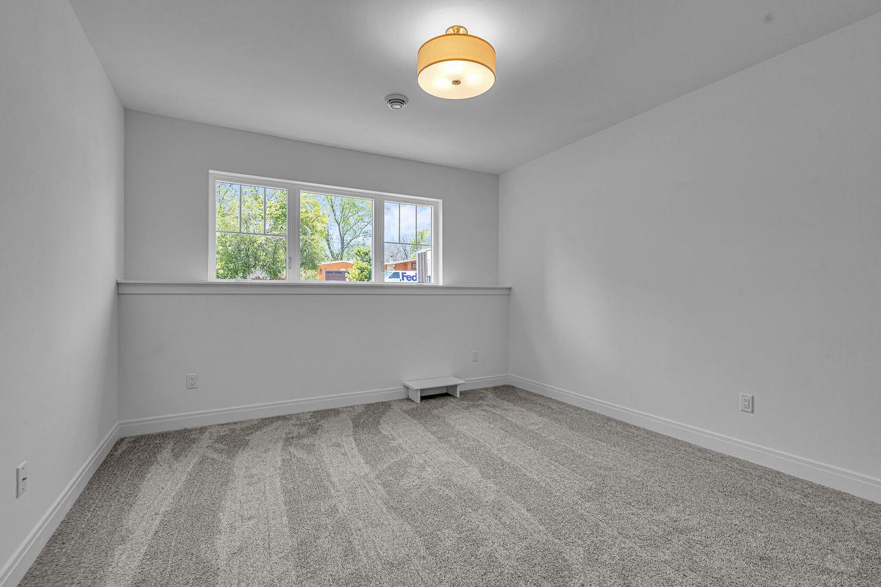 2990 N 186th STREET 5