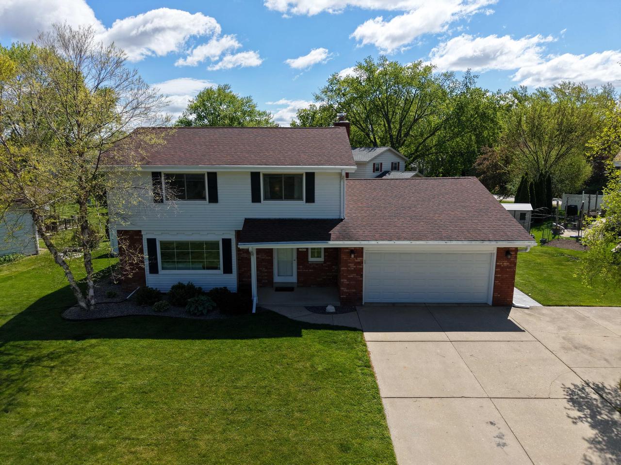 13935 W Thomas DRIVE