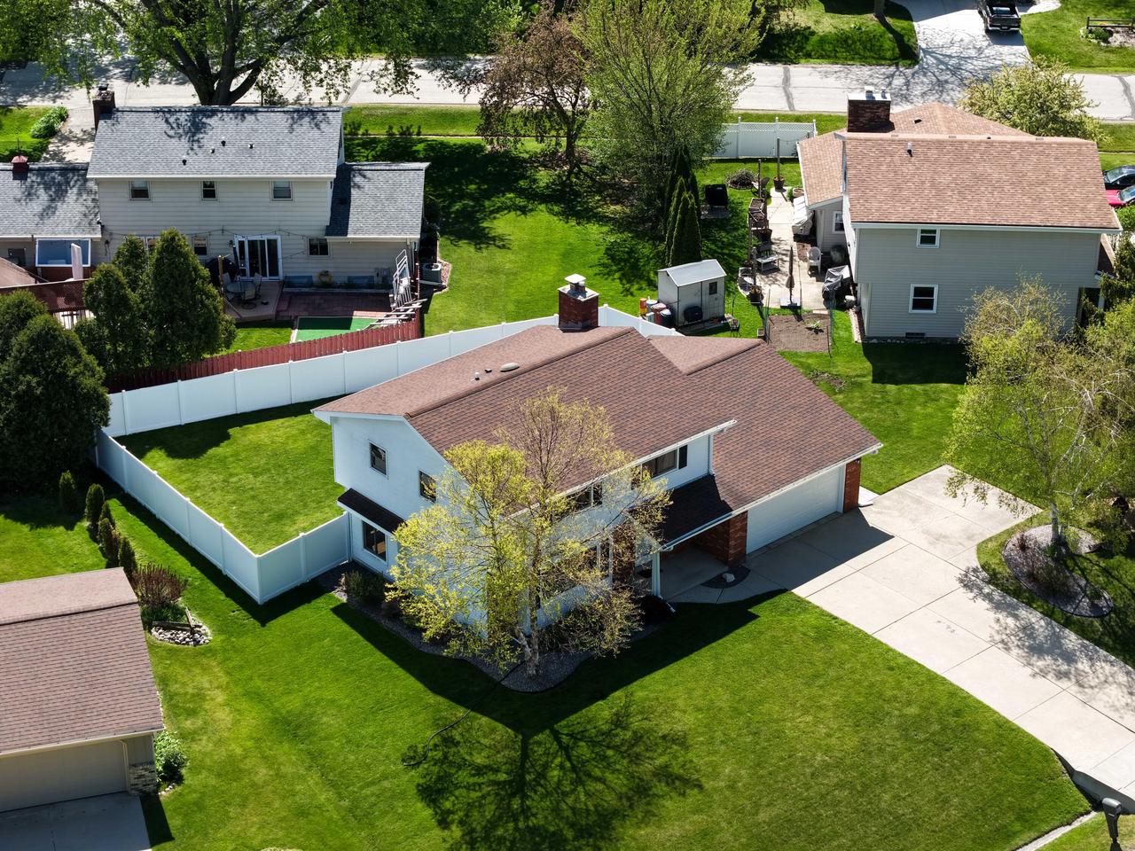 13935 W Thomas DRIVE