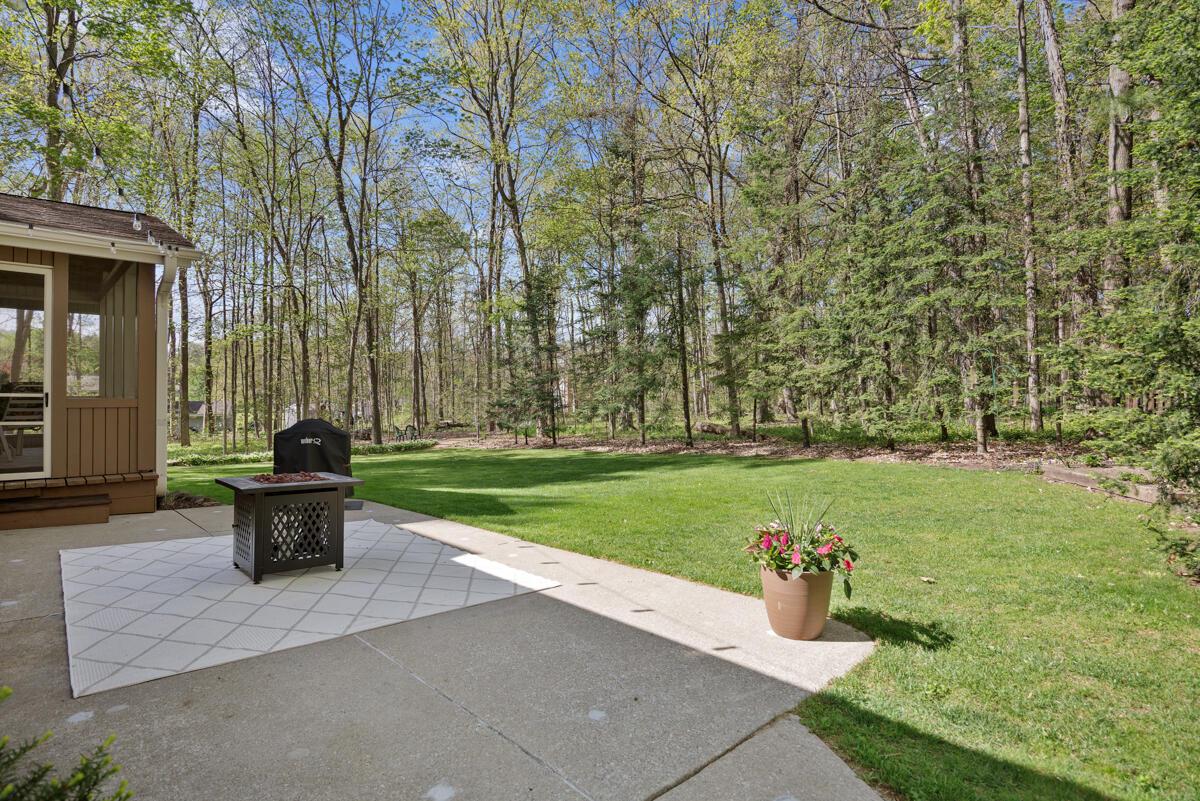 S54W23631 Maple Hill COURT