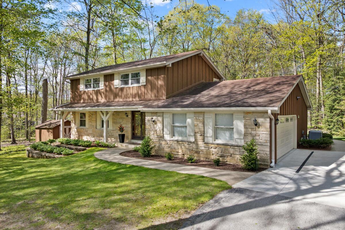 S54W23631 Maple Hill COURT
