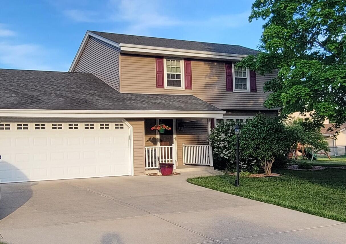 4400 S Deerwood DRIVE