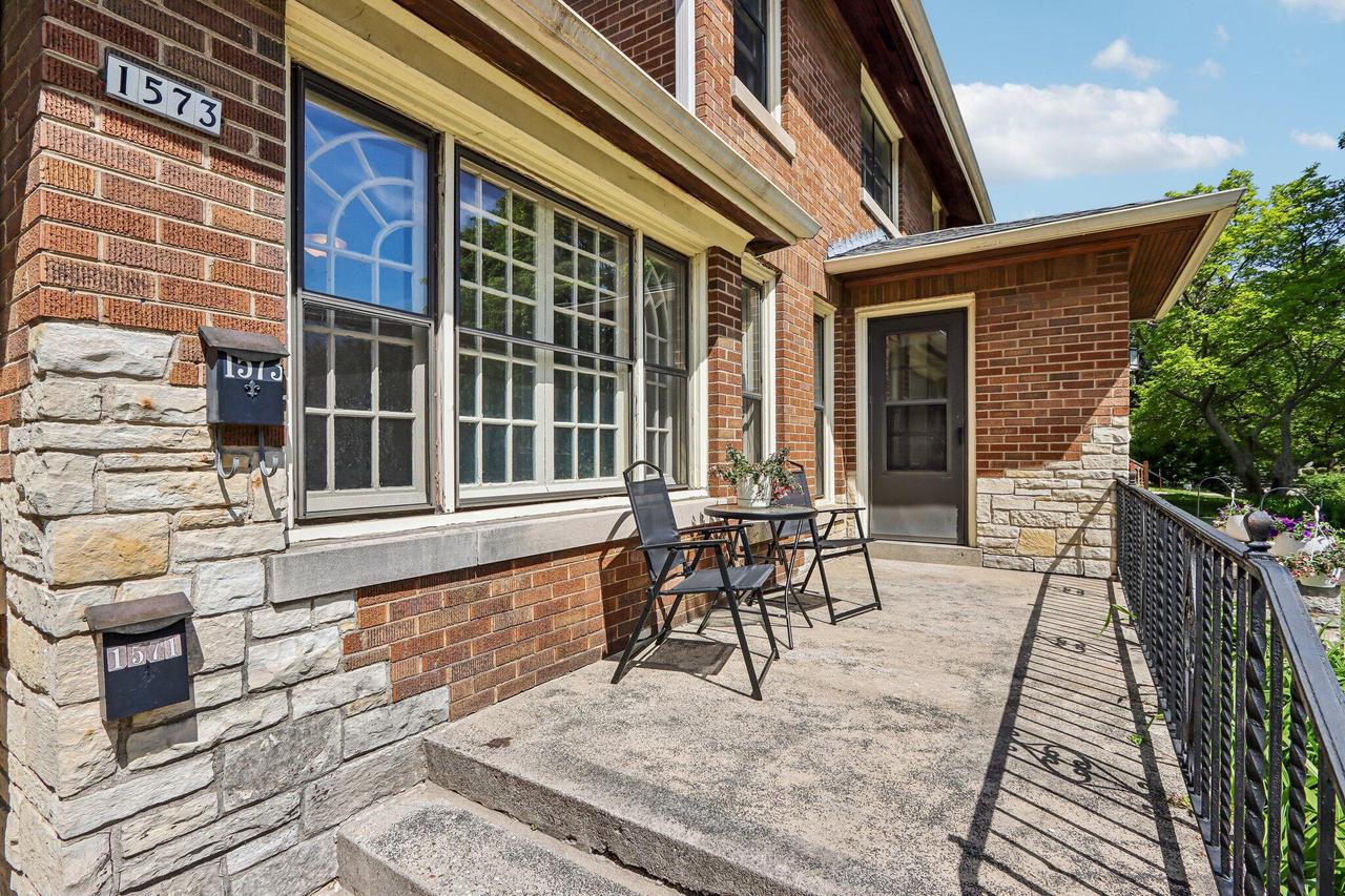 1571 S 74th STREET 1573
