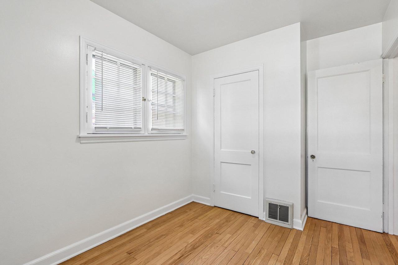 1571 S 74th STREET 1573