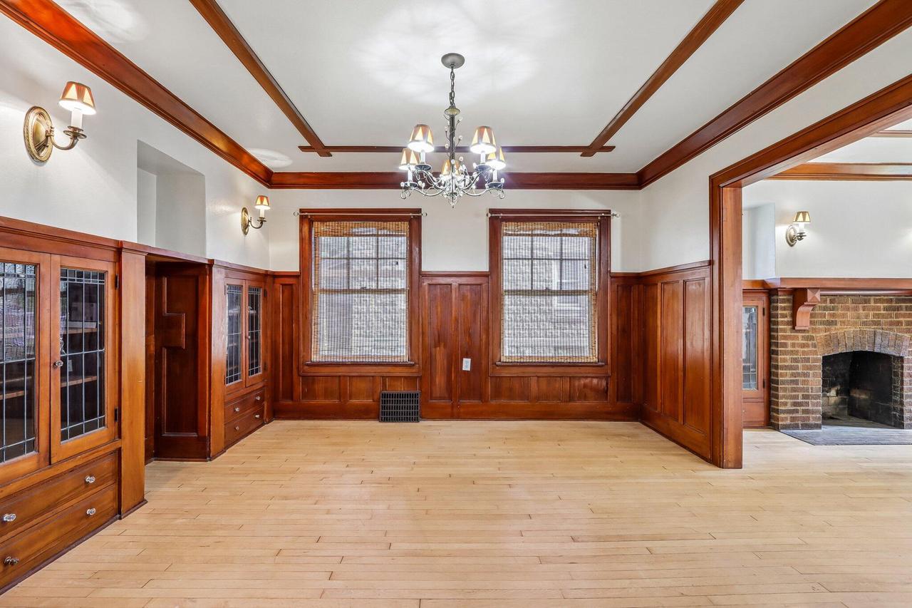 1571 S 74th STREET 1573