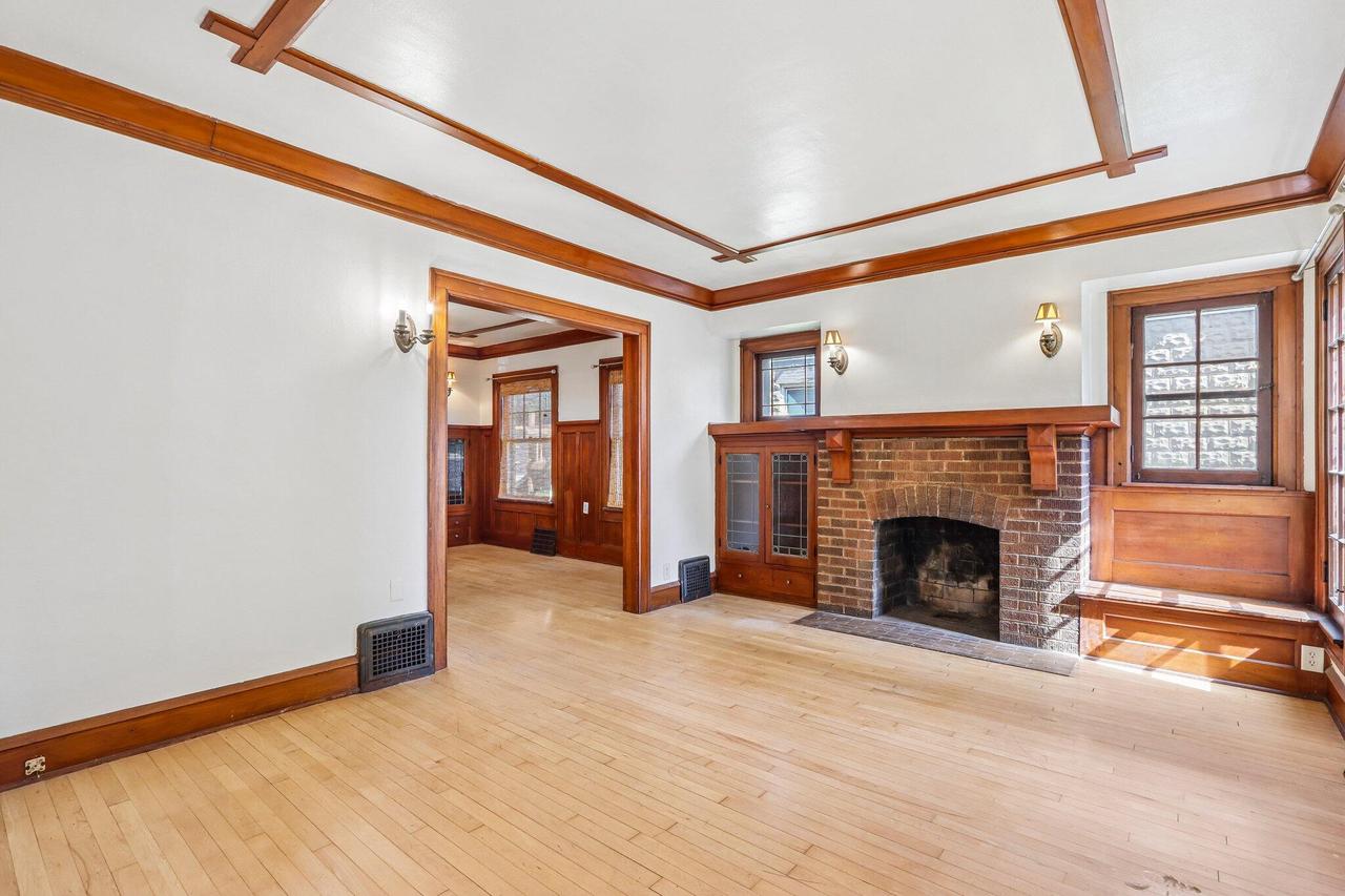 1571 S 74th STREET 1573