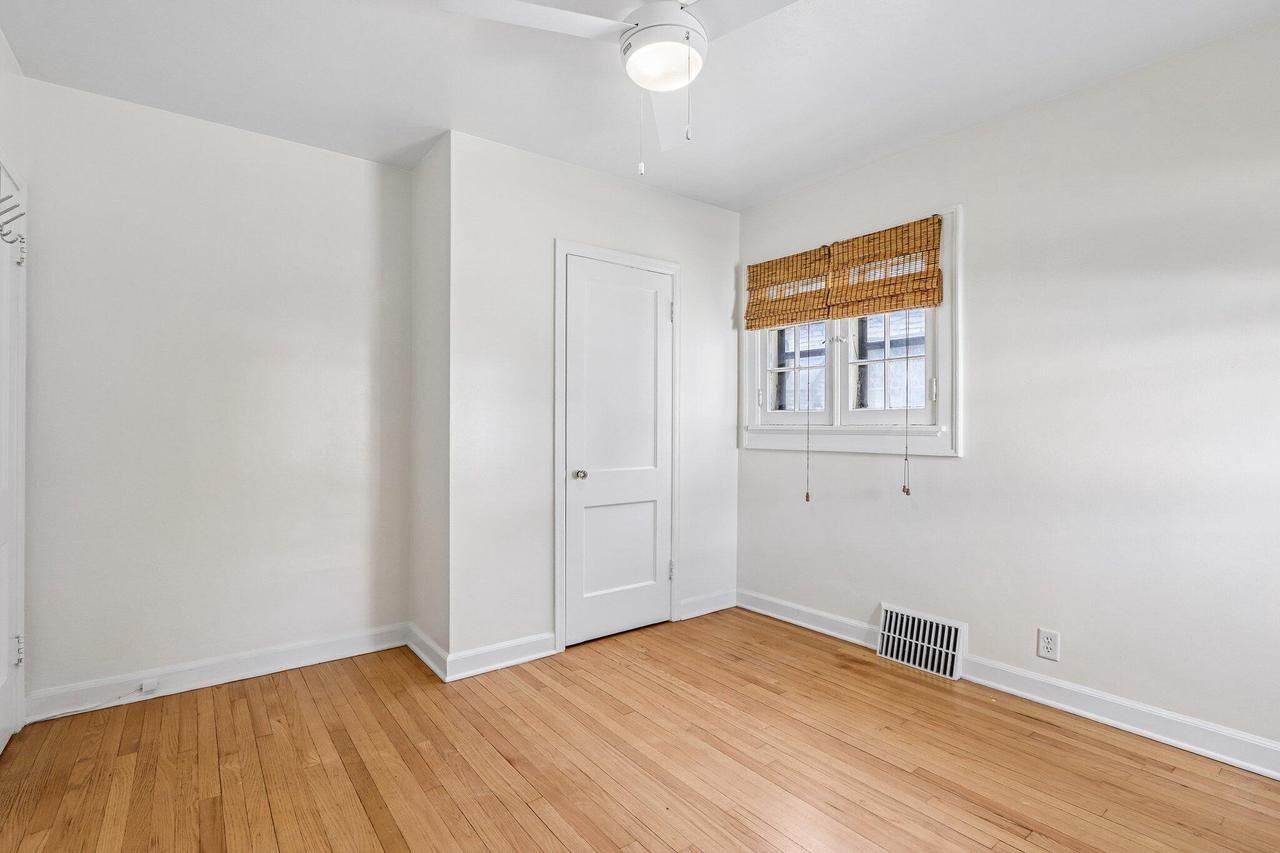 1571 S 74th STREET 1573