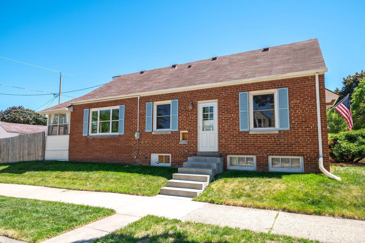 2802 S 47th STREET