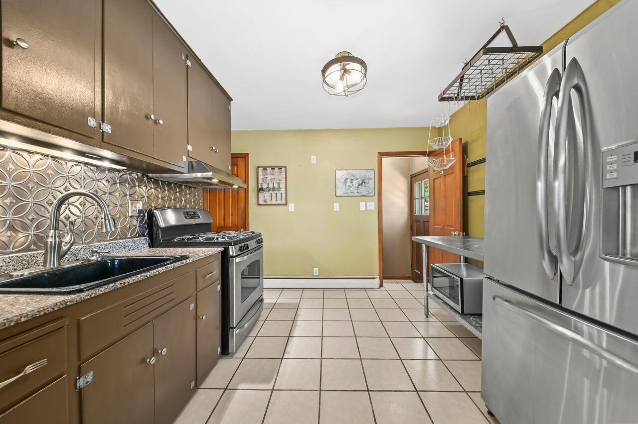 2802 S 47th STREET