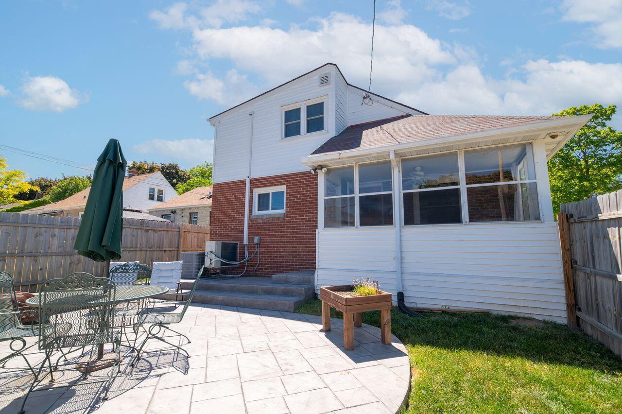 2802 S 47th STREET