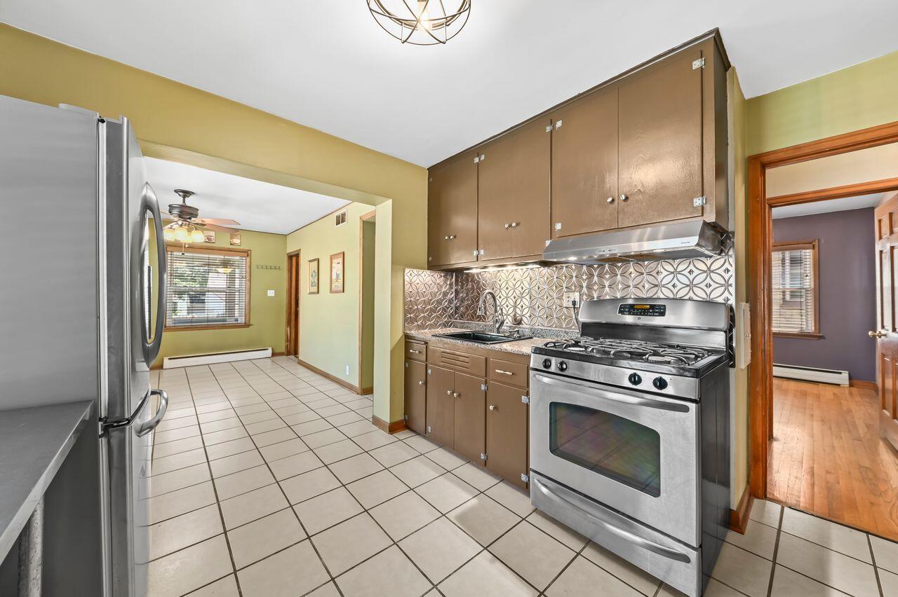 2802 S 47th STREET