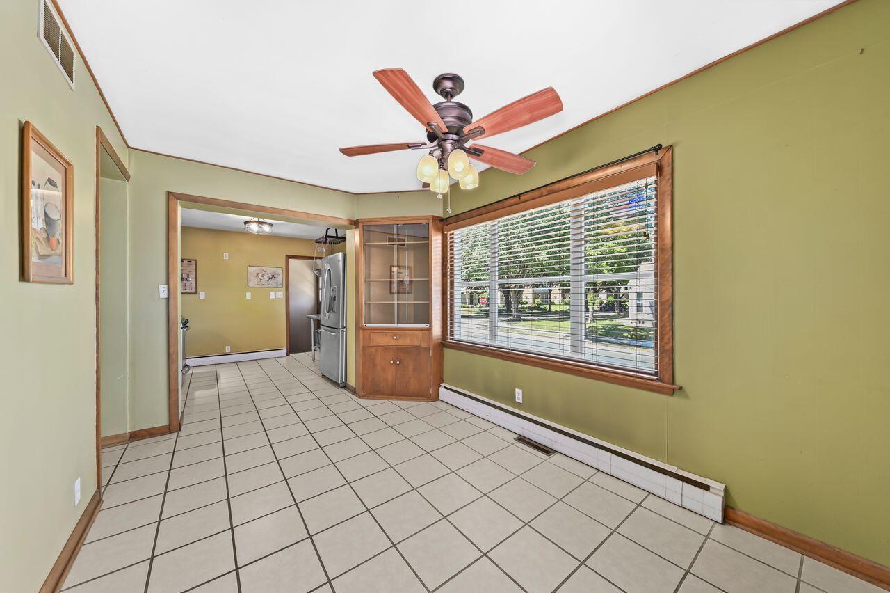 2802 S 47th STREET