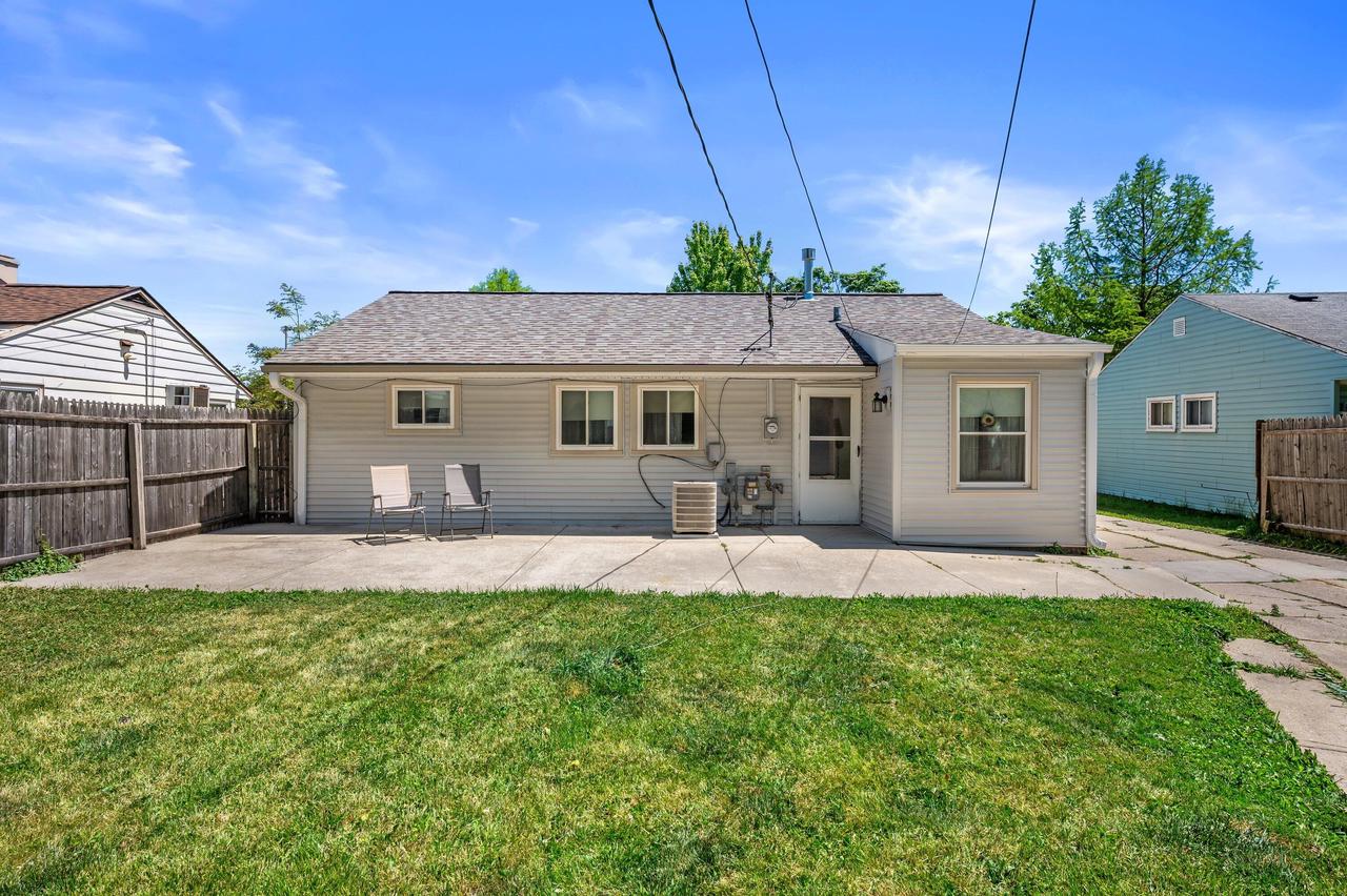 5451 N 72nd STREET