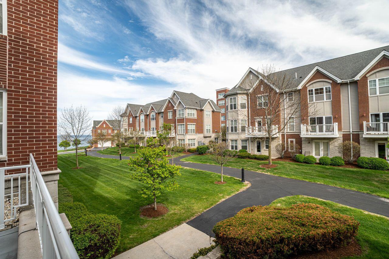 3870 S Lake DRIVE 1102
