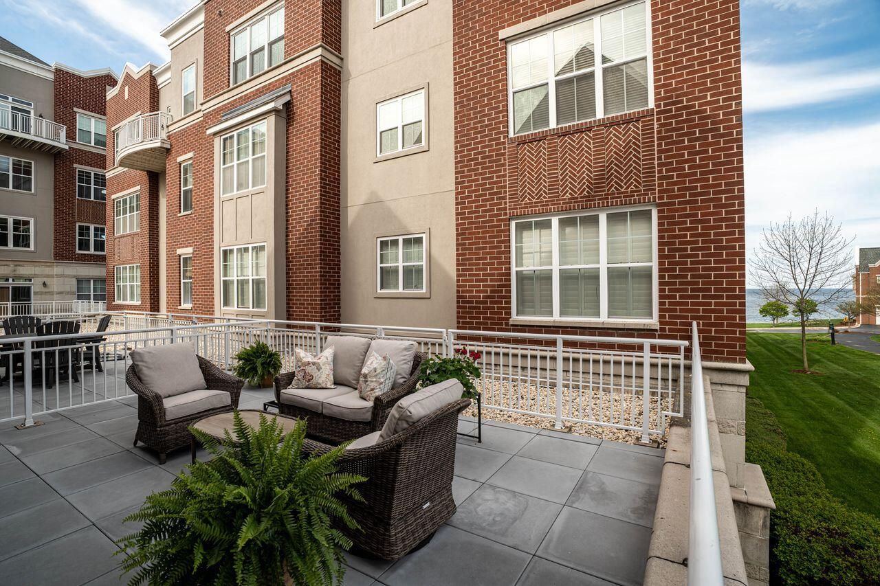 3870 S Lake DRIVE 1102