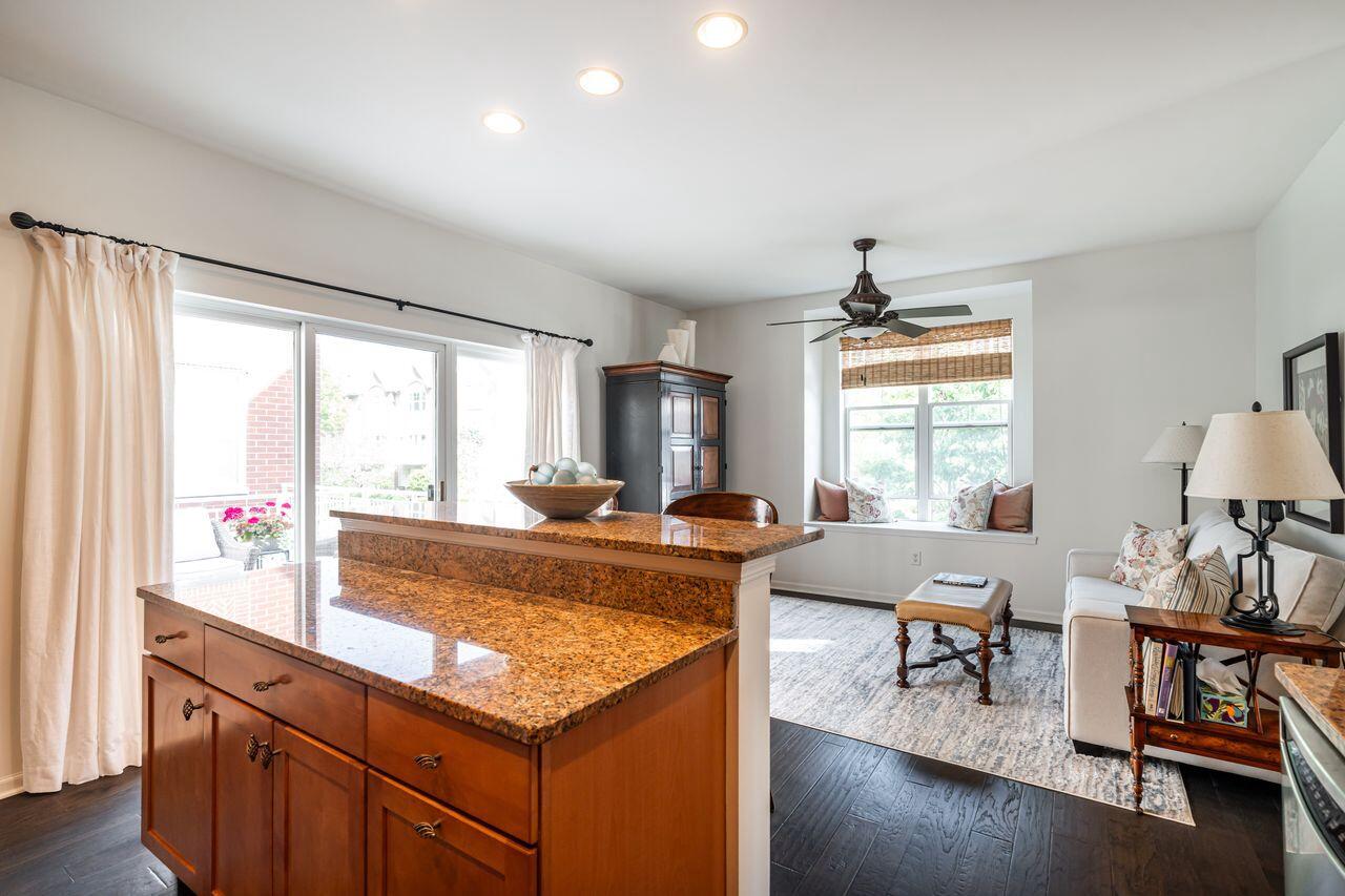 3870 S Lake DRIVE 1102