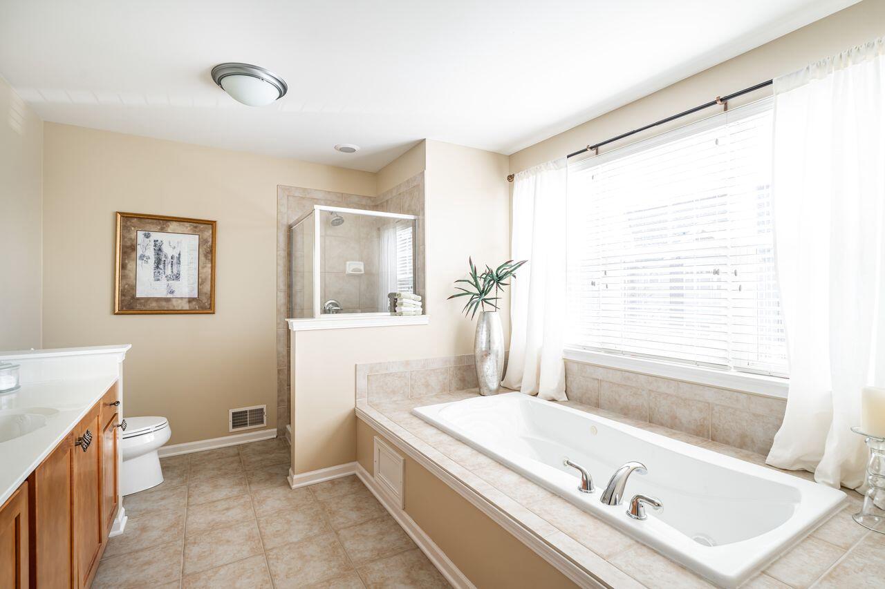 3870 S Lake DRIVE 1102