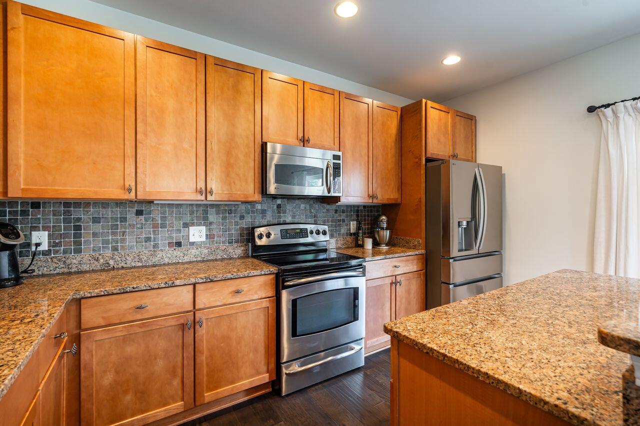 3870 S Lake DRIVE 1102