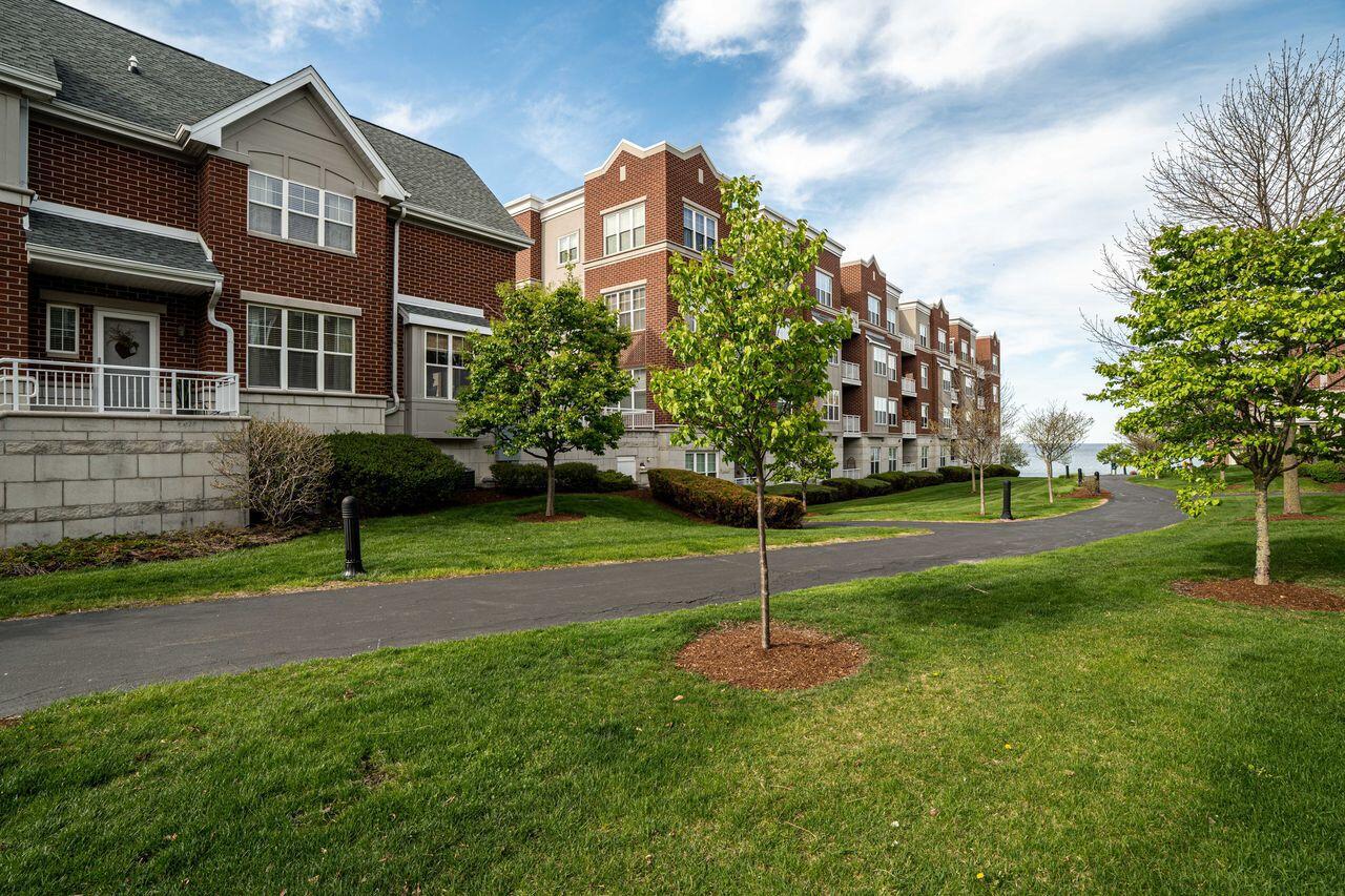 3870 S Lake DRIVE 1102