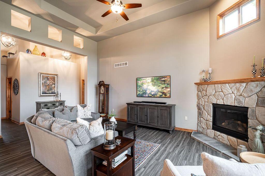 3412 Walnut TRAIL