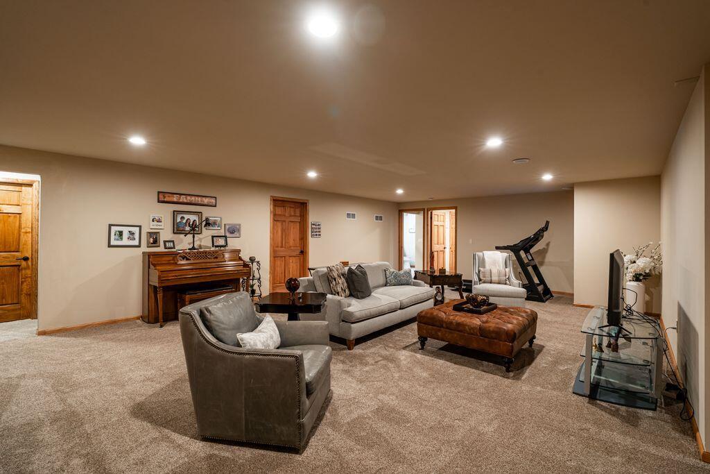 3412 Walnut TRAIL