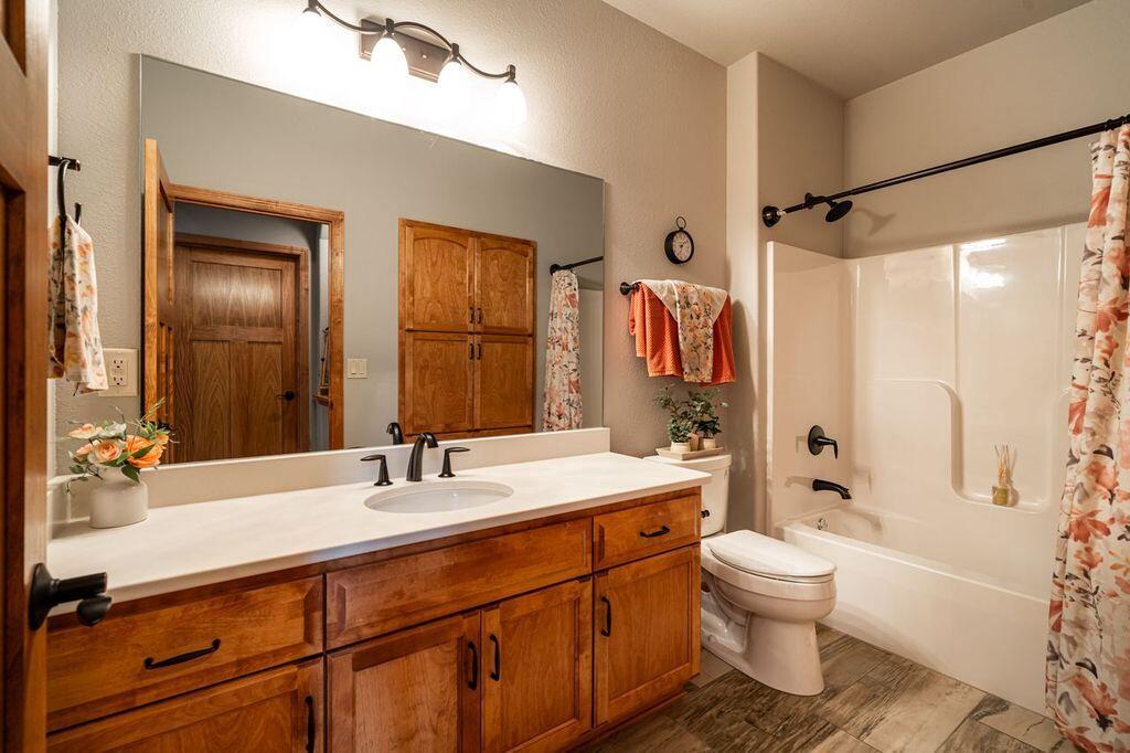 3412 Walnut TRAIL