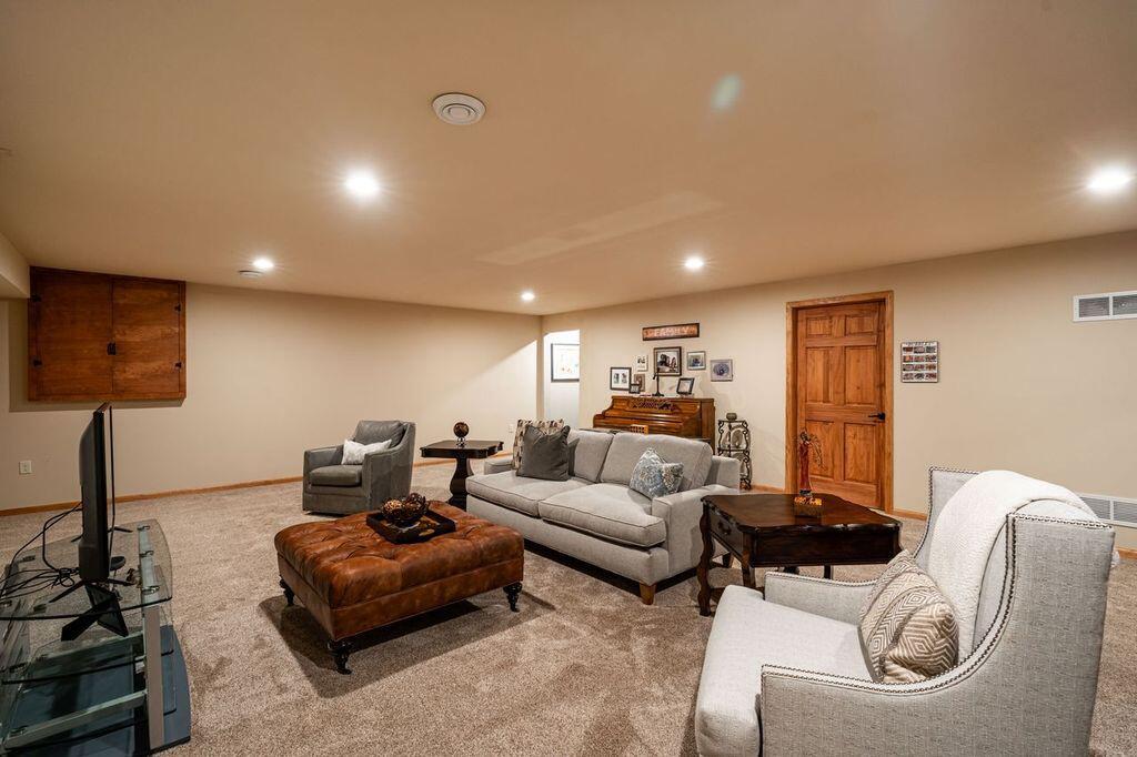 3412 Walnut TRAIL