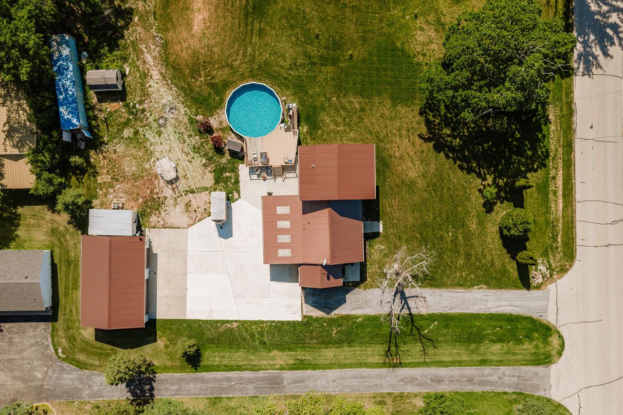 11239 W 5 Mile ROAD