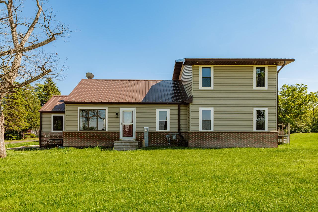 11239 W 5 Mile ROAD