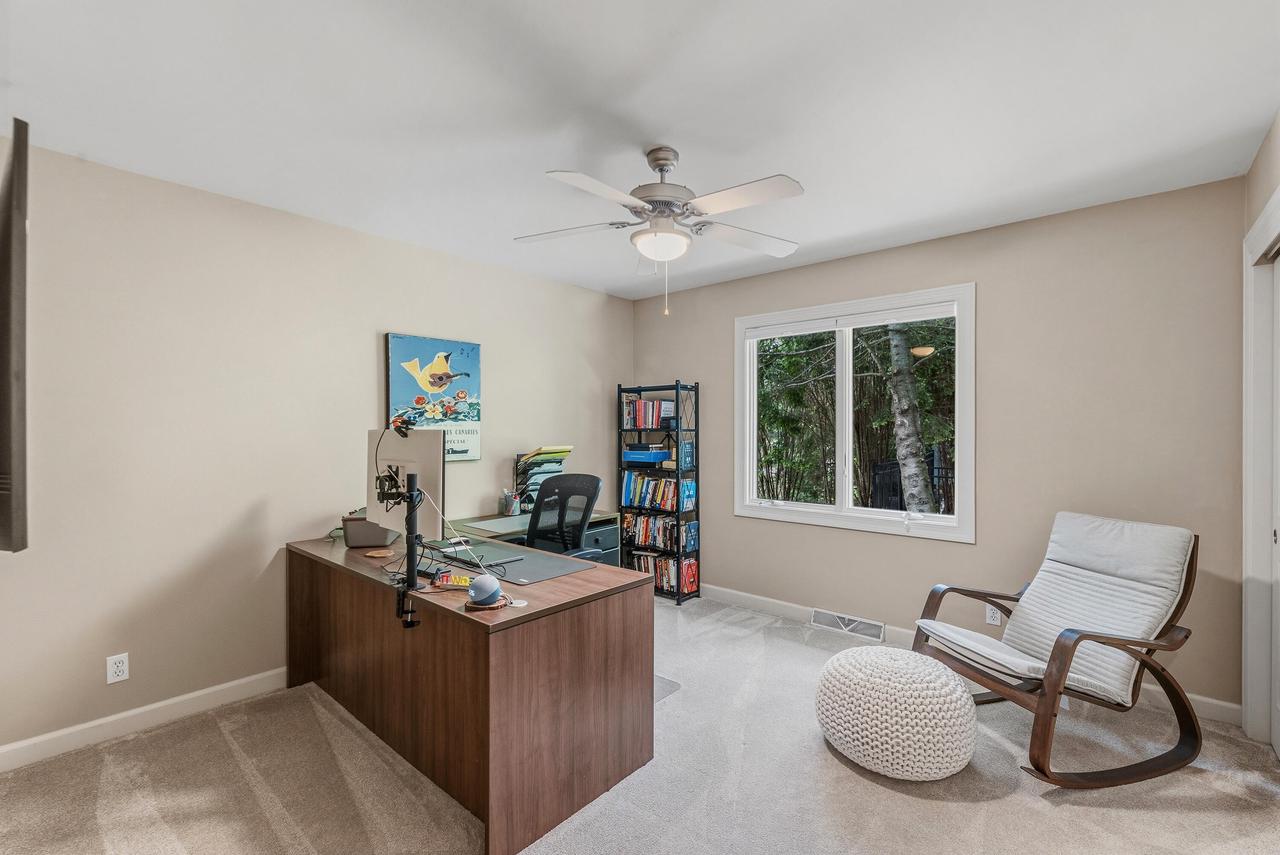5001 Hunt Club ROAD