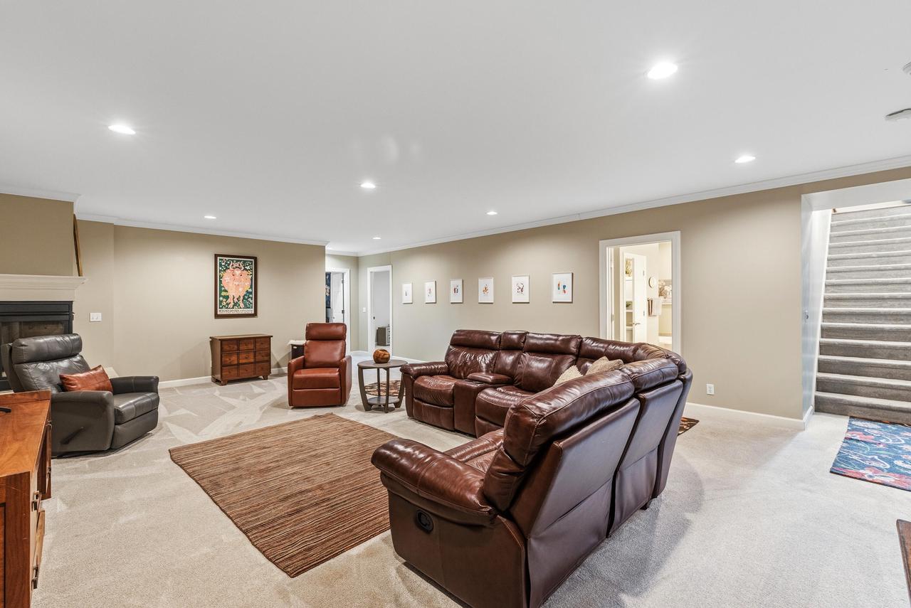 5001 Hunt Club ROAD