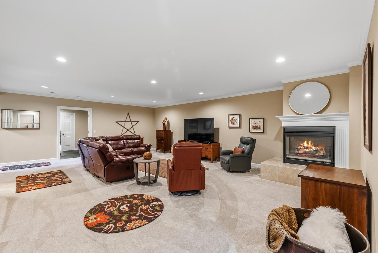 5001 Hunt Club ROAD