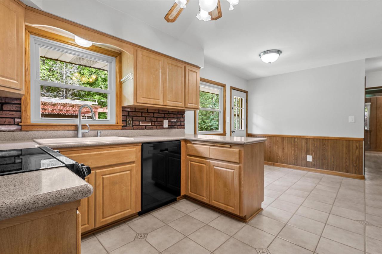 W136N8704 Esquire ROAD