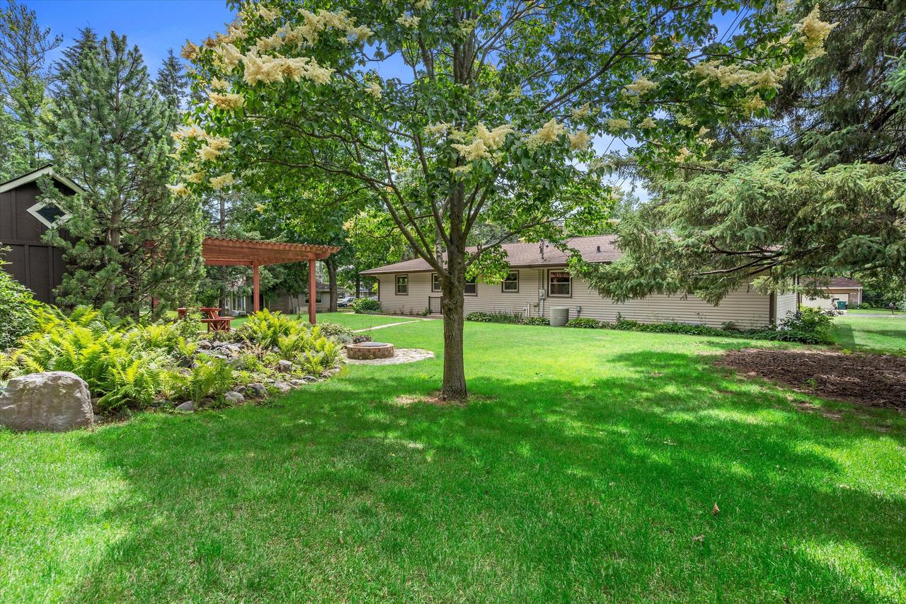 W136N8704 Esquire ROAD