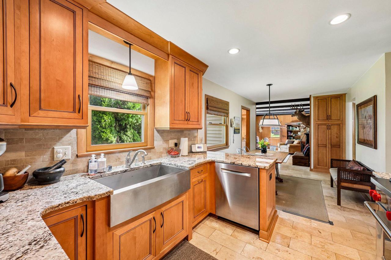 21700 Ann Rita DRIVE
