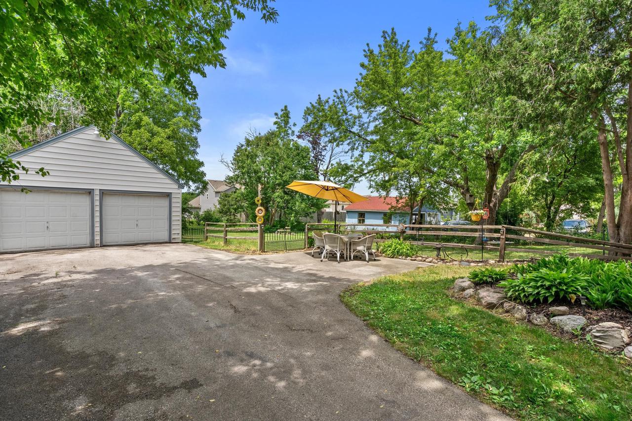 1016 Guthrie ROAD