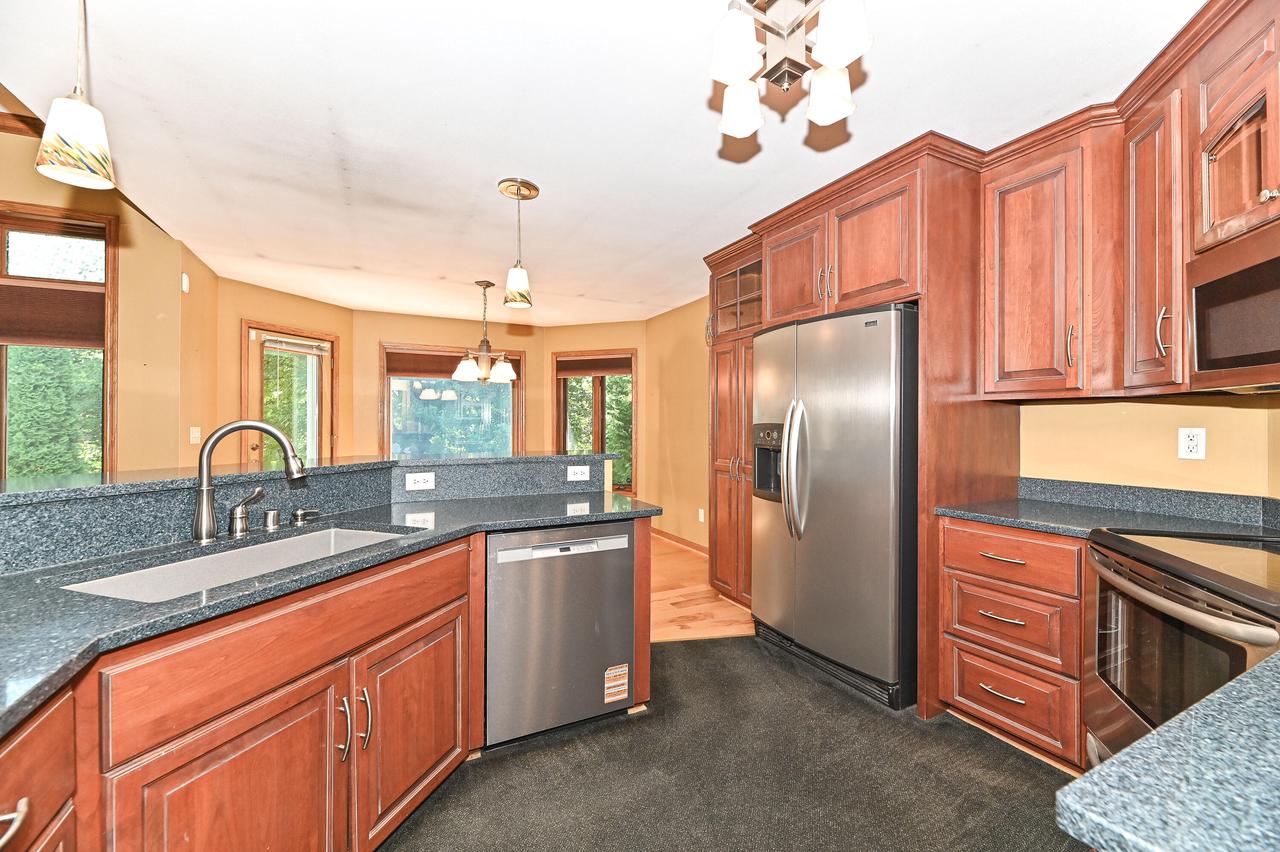 422 Eastern TRAIL