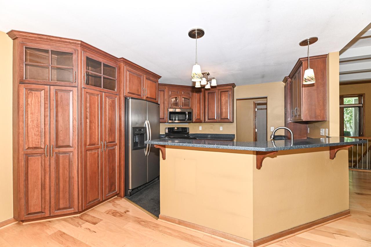 422 Eastern TRAIL
