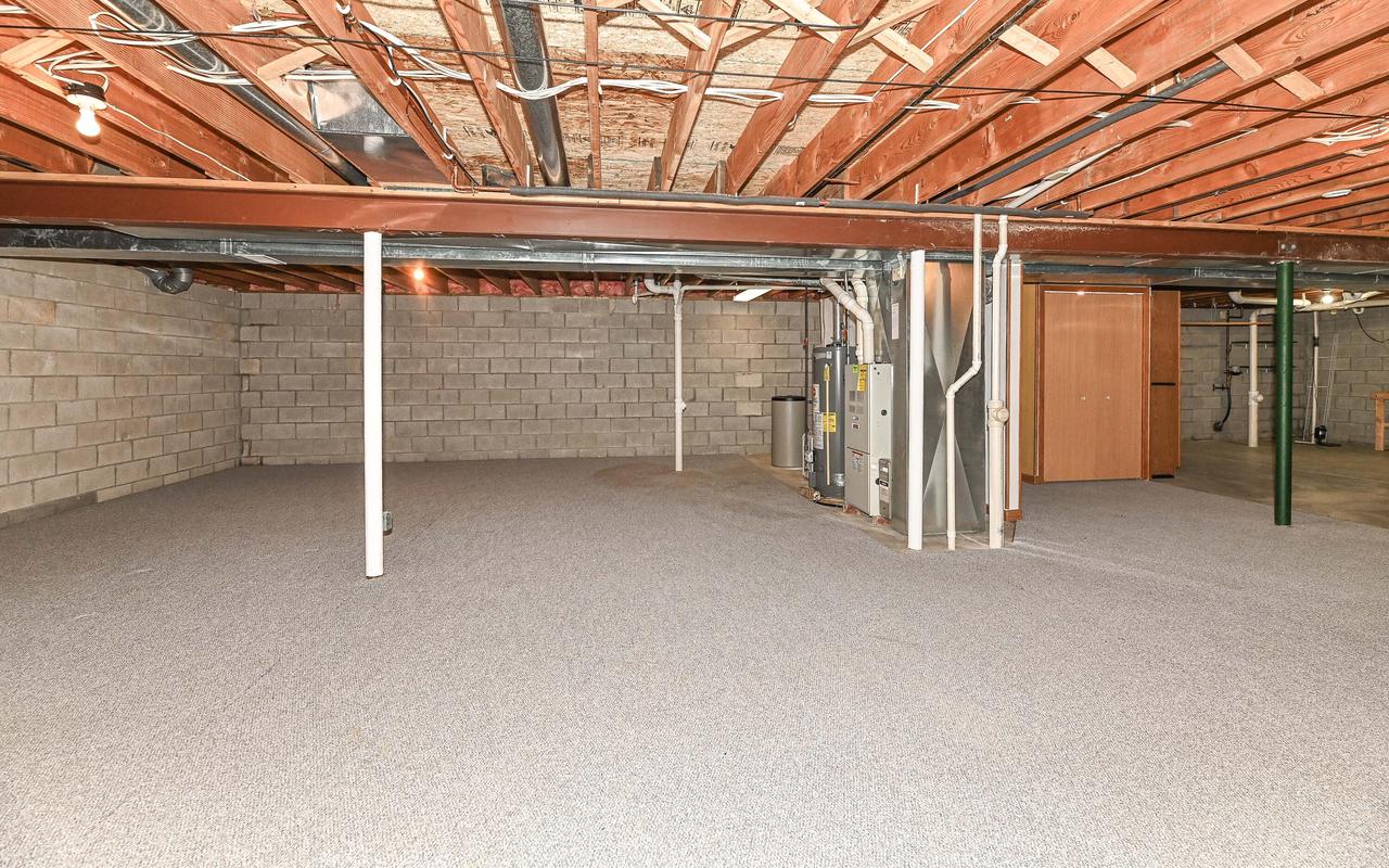 422 Eastern TRAIL