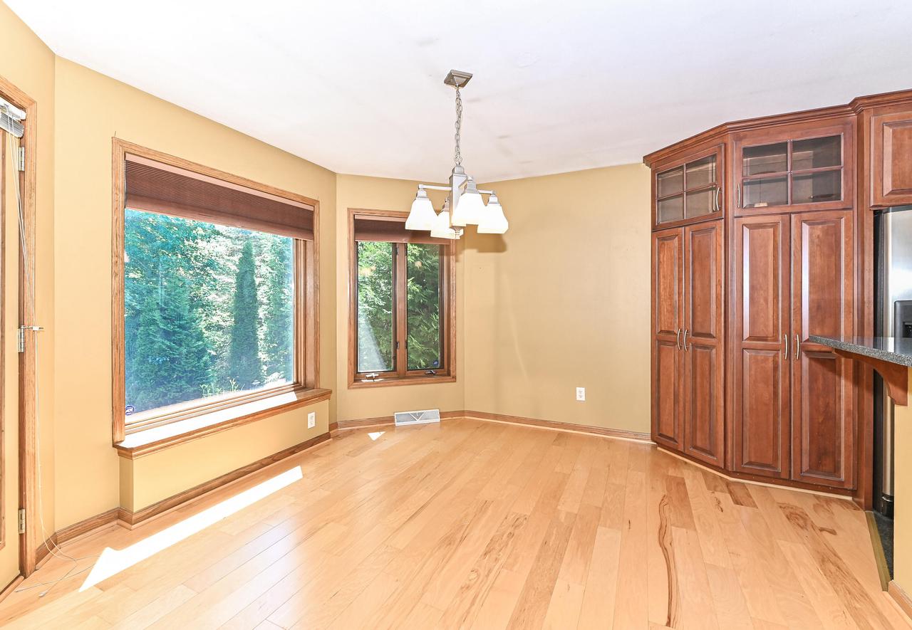 422 Eastern TRAIL