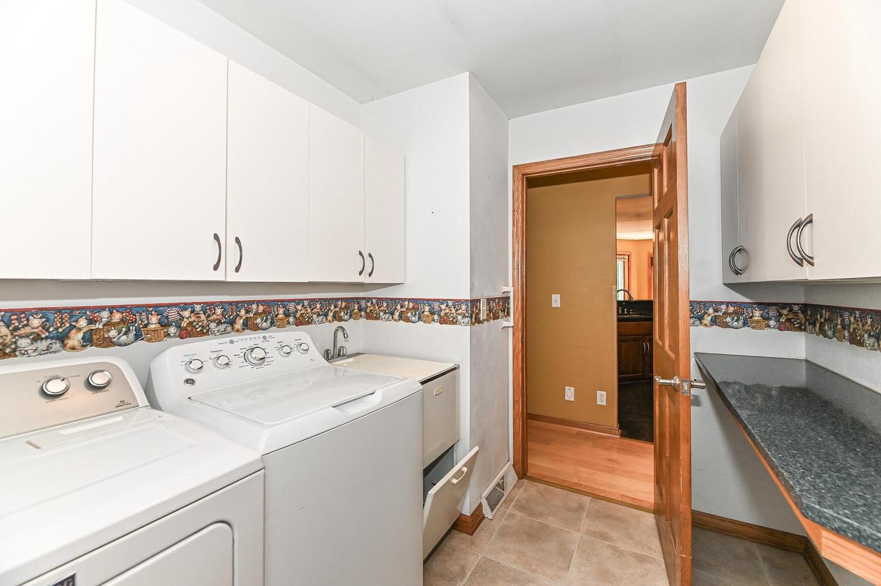 422 Eastern TRAIL