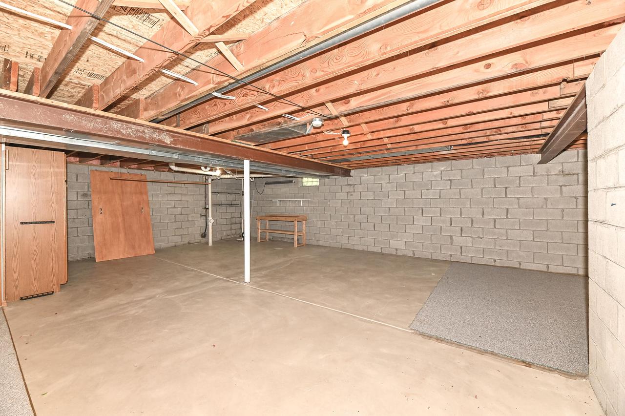 422 Eastern TRAIL