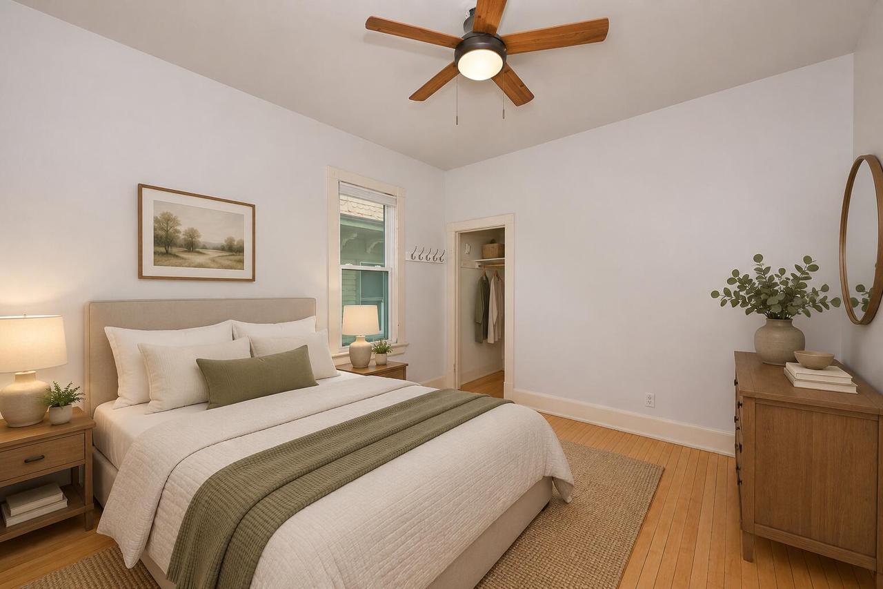 2547 S Howell AVENUE 2549