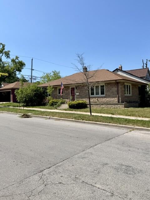 7000 W Stevenson STREET