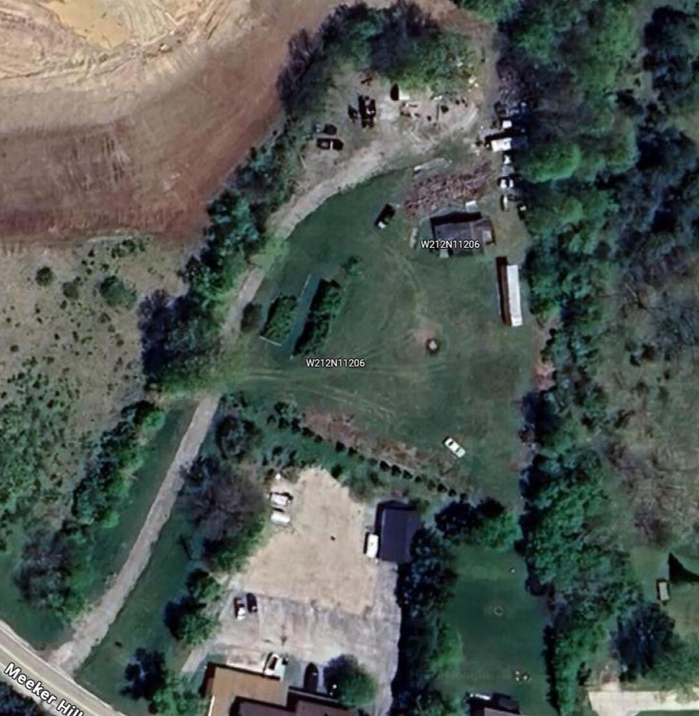 W212N11206 MEEKER HILL LANE
