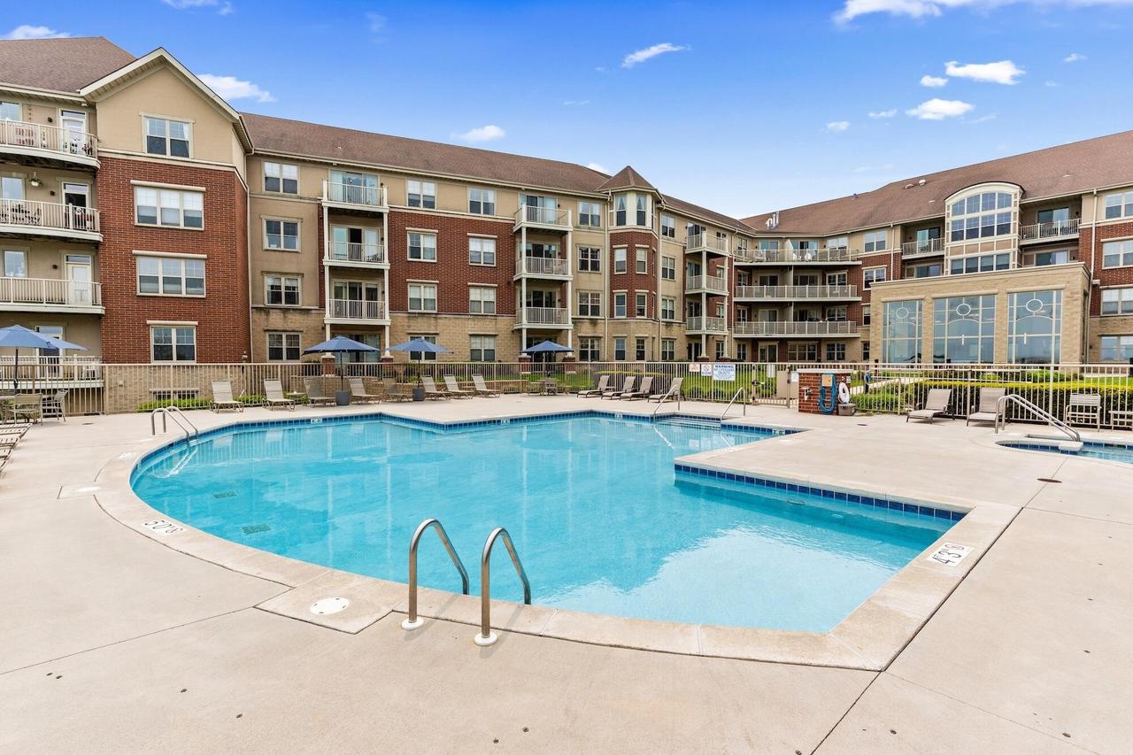 4100 S Lake DRIVE 309