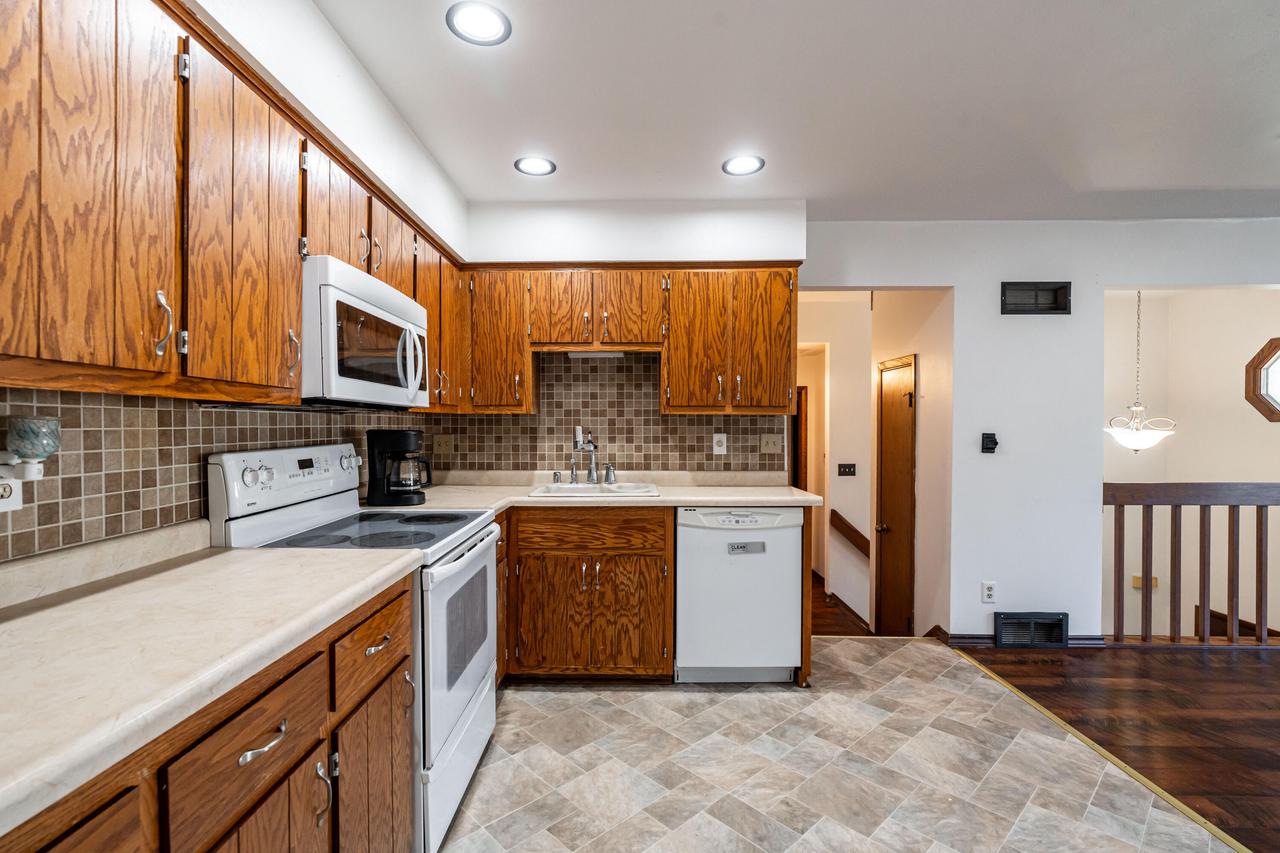 6441 S Crabapple COURT 3