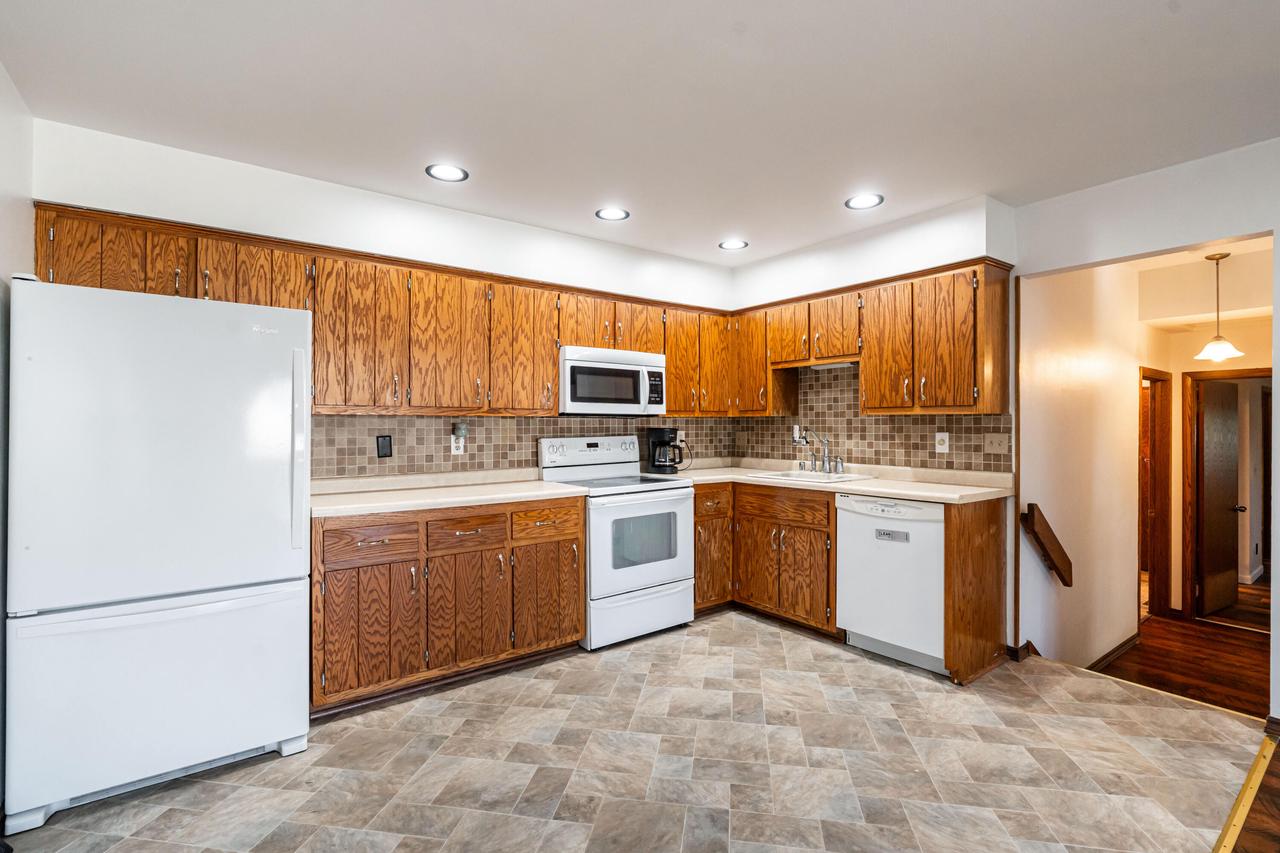 6441 S Crabapple COURT 3