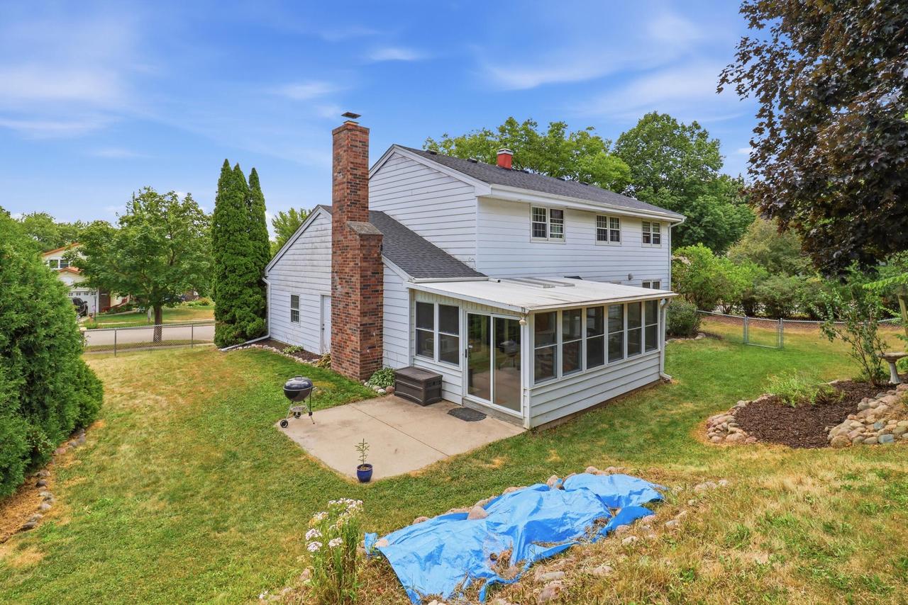 2800 Berkshire DRIVE